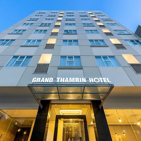 Grand Thamrin Hotel Джакарта Экстерьер фото