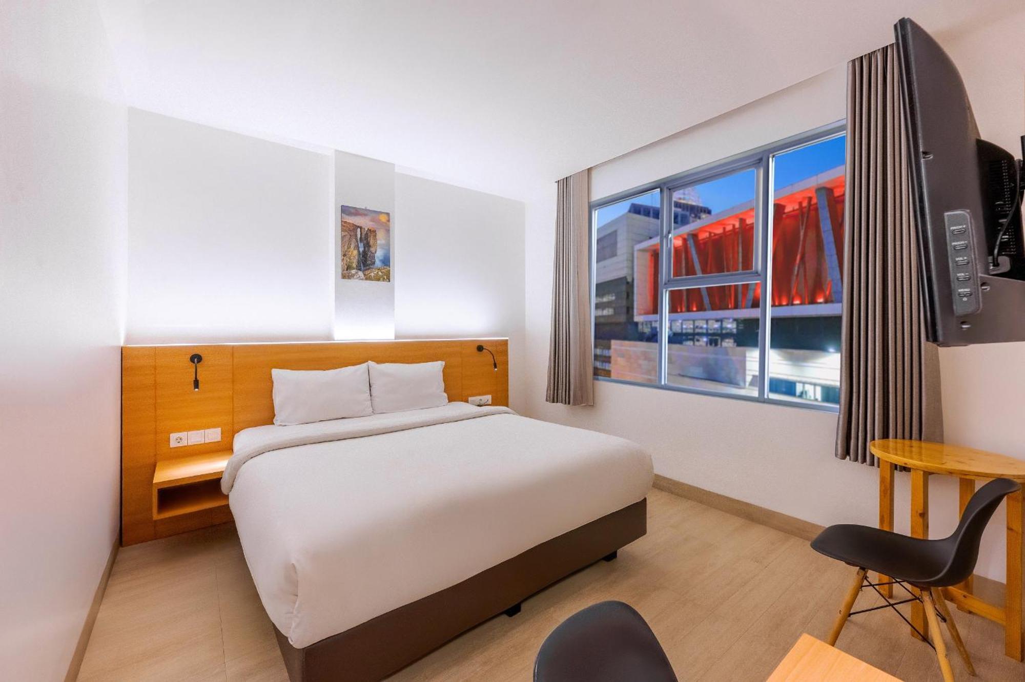 Grand Thamrin Hotel Джакарта Экстерьер фото