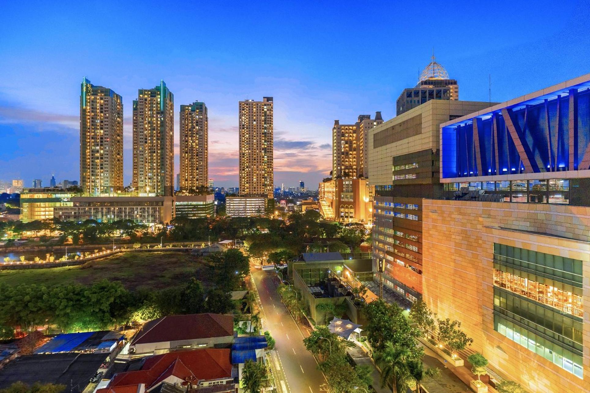 Grand Thamrin Hotel Джакарта Экстерьер фото